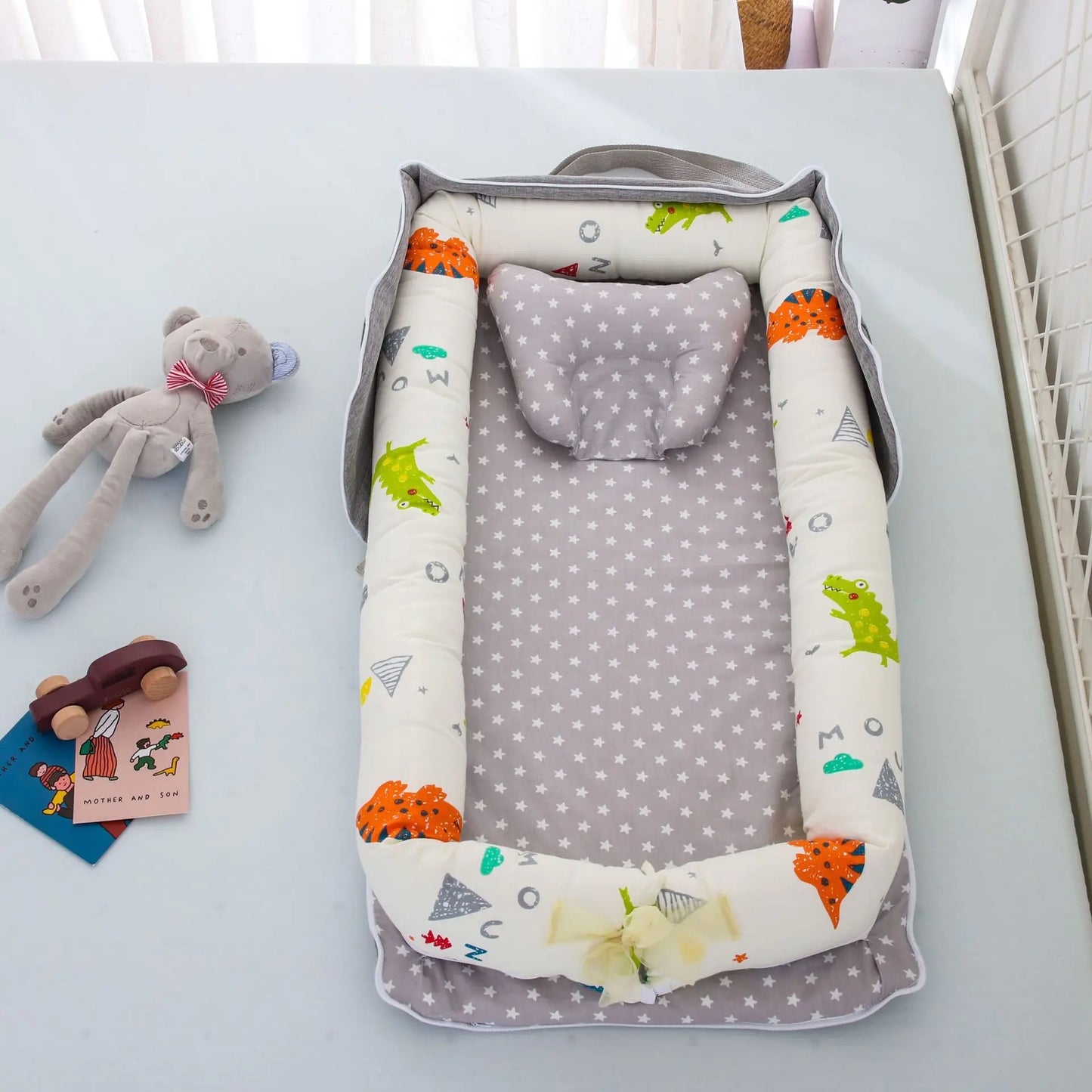 Portable Foldable Baby Bed in Cotton Material